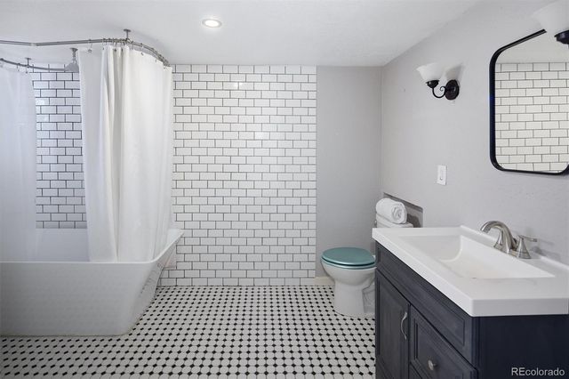 635 Holly Street, Denver, CO 80220