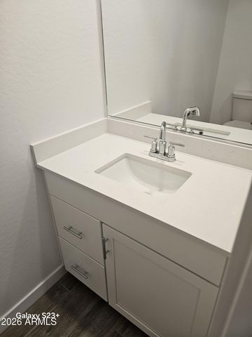 8254 E PRAIRIE Avenue, Mesa, AZ 85212