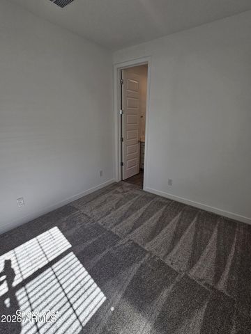 8254 E PRAIRIE Avenue, Mesa, AZ 85212