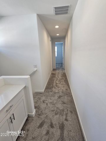 8254 E PRAIRIE Avenue, Mesa, AZ 85212