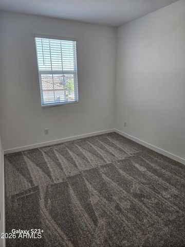 8254 E PRAIRIE Avenue, Mesa, AZ 85212
