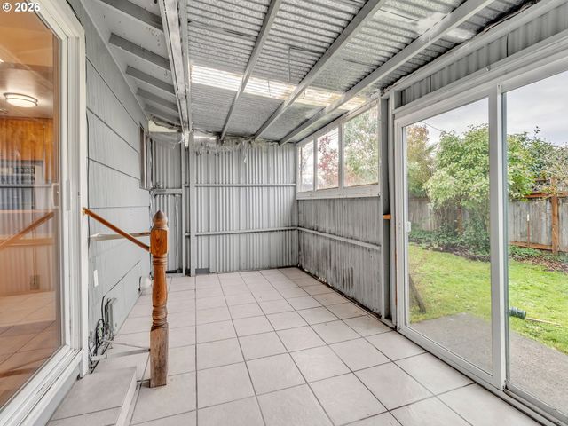 1749 THOMPSON Rd, Woodburn, OR 97071