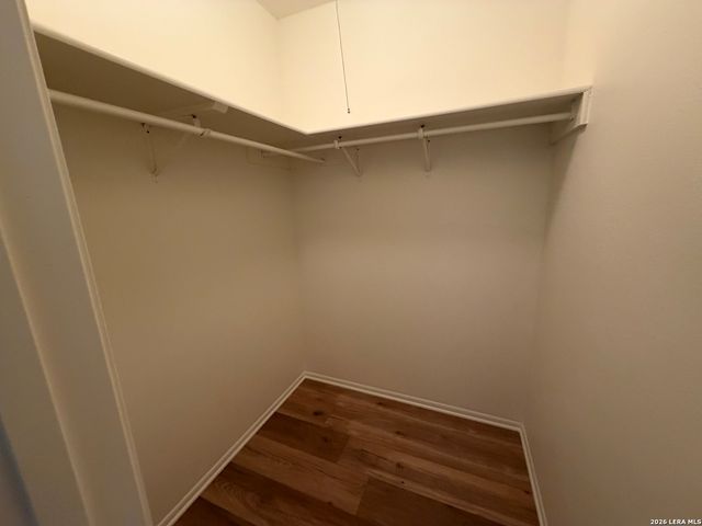 7643 Chatsworth, San Antonio, TX 78250