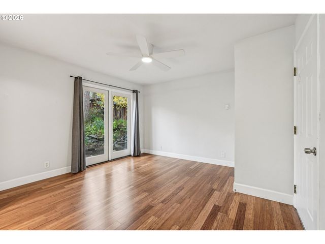 7670 Sw DANIELLE Ave, Beaverton, OR 97008