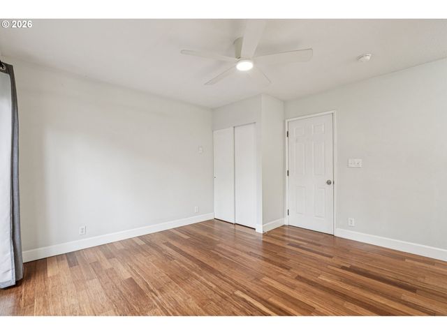 7670 Sw DANIELLE Ave, Beaverton, OR 97008