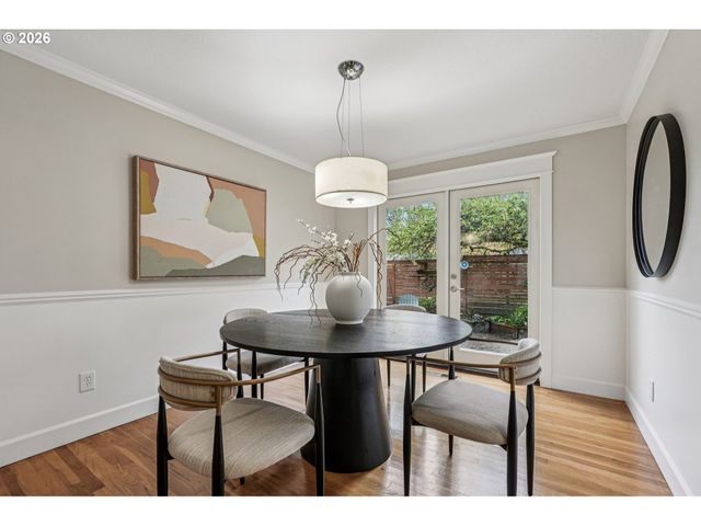 7670 Sw DANIELLE Ave, Beaverton, OR 97008