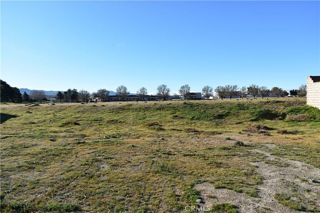 27237 Peach Tree Lane, Helendale, CA 92342