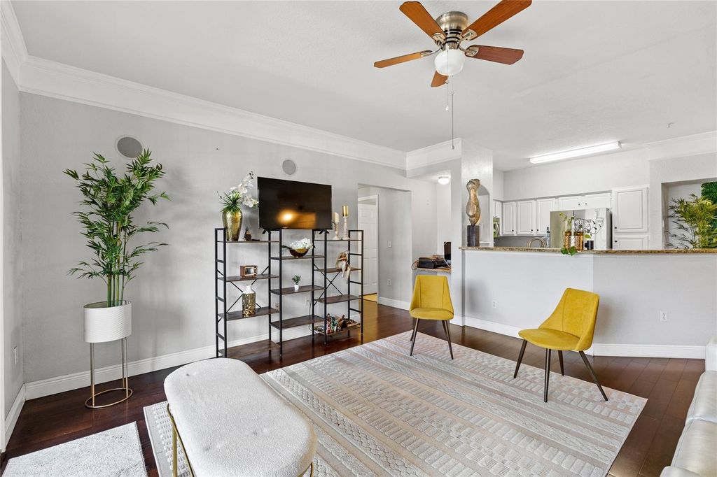 Image 11 of property listing at 3480 SOHO STREET 201, Orlando, FL 32835