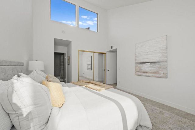 9951 Caminito Chirmolla, San Diego, CA 92131