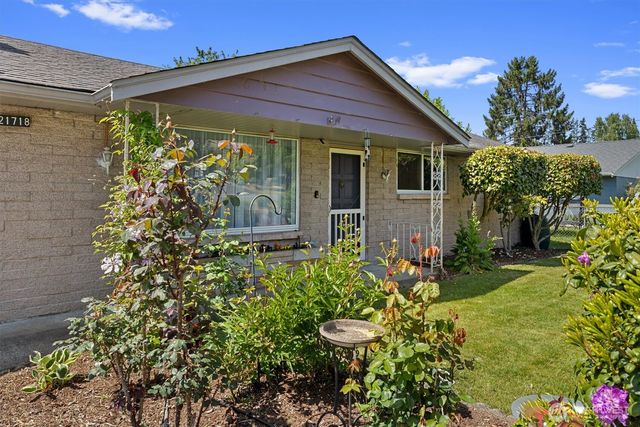 21718 88th Avenue W, Edmonds, WA 98026
