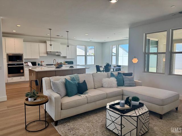 14604 Rutherford Park Avenue, Bakersfield, CA 93311