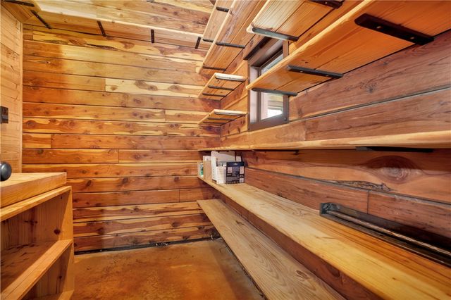 147 Abbey Lane, Fayetteville, AR 72703