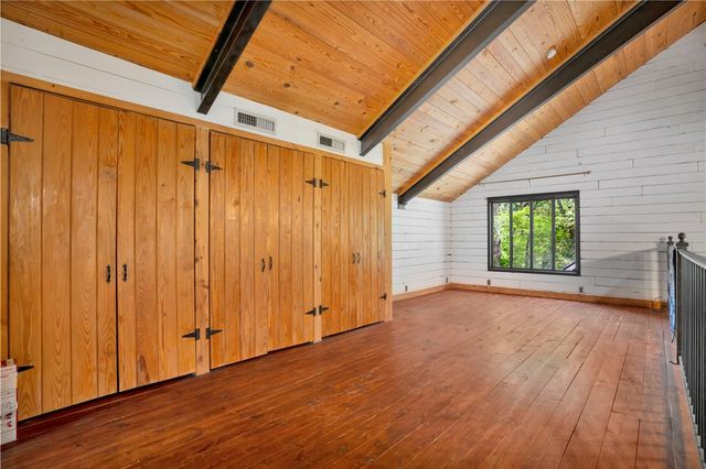 147 Abbey Lane, Fayetteville, AR 72703