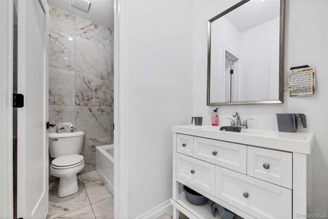 31 Walnut Ridge Lane, Bloomingburg, NY 12721