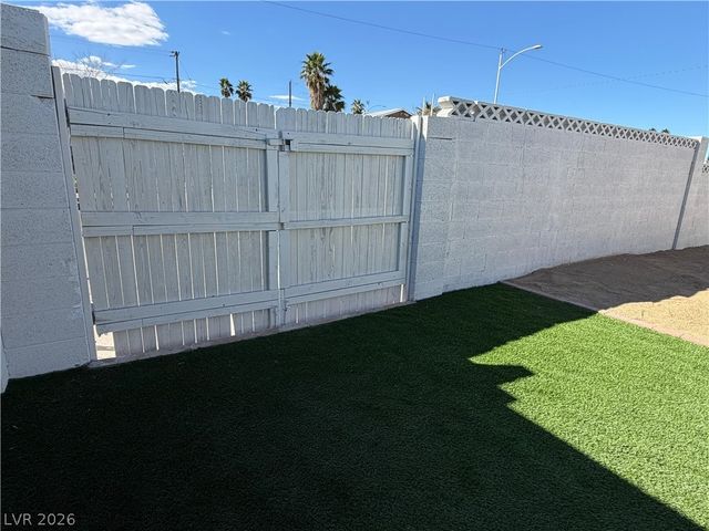 6345 Rassler Avenue, Las Vegas, NV 89107