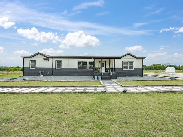 466 Belcher Road, Bowie, TX 76230