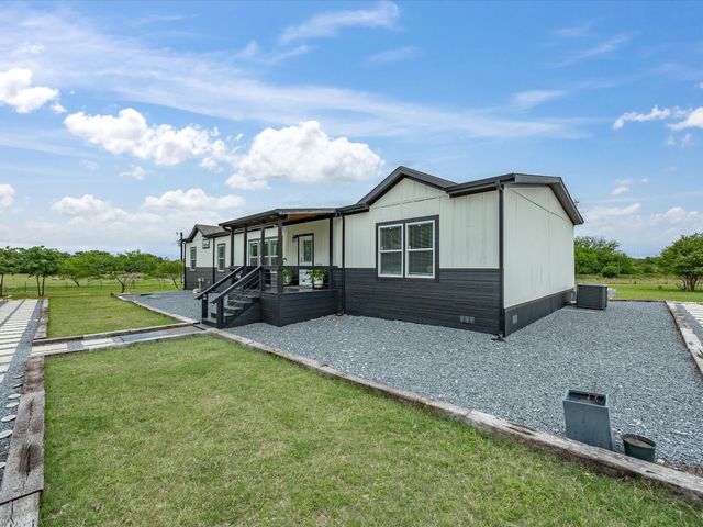 466 Belcher Road, Bowie, TX 76230