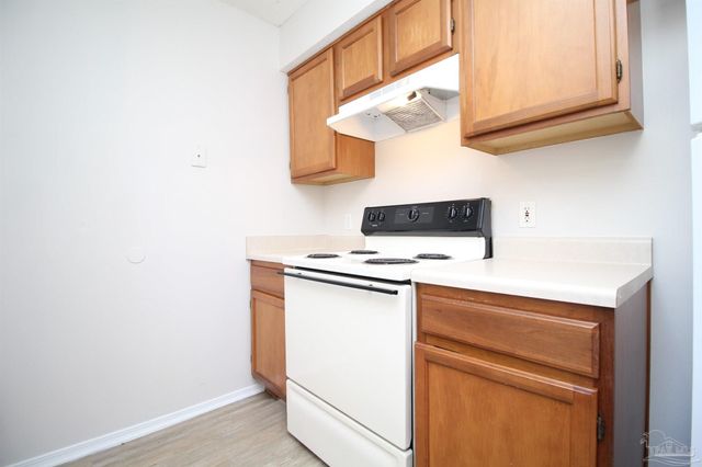 509 Wood Crest Way, Pensacola, FL 32506