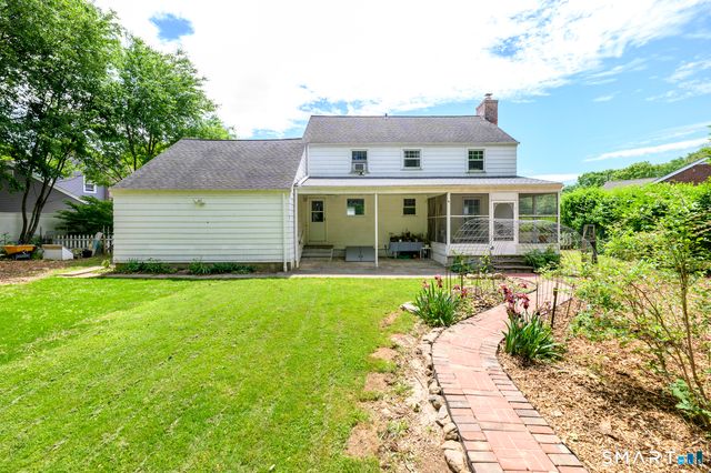 162 Killian Avenue, Trumbull, CT 06611