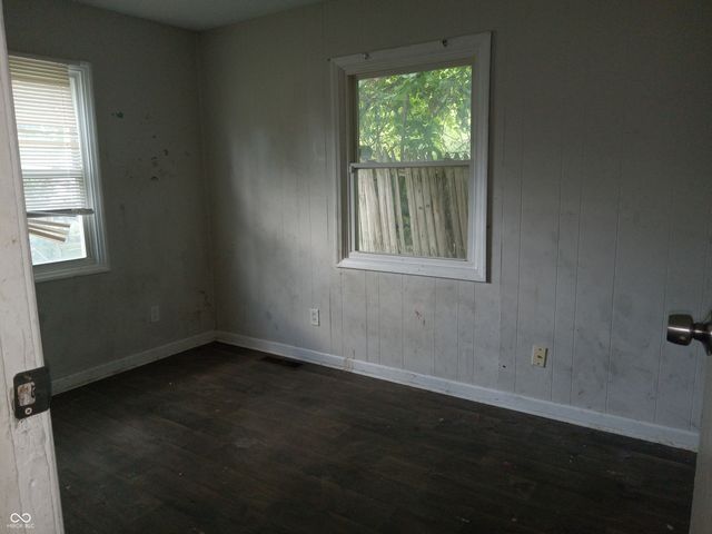 4338 Thrush Drive, Indianapolis, IN 46222