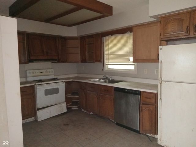 4338 Thrush Drive, Indianapolis, IN 46222