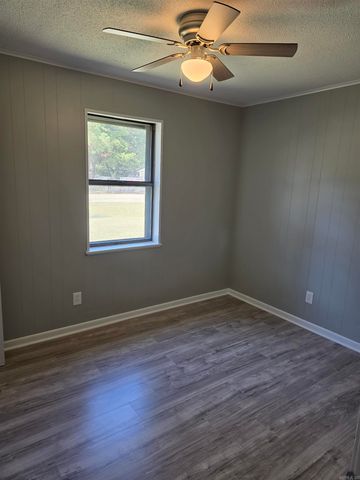 501 N Byrd Street, Crossett, AR 71635