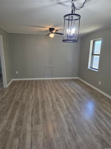 501 N Byrd Street, Crossett, AR 71635