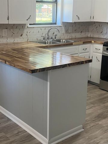 501 N Byrd Street, Crossett, AR 71635