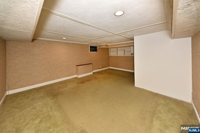 243 Devon Road, Twp Of Washington, NJ 07676