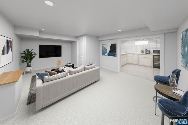 243 Devon Road, Twp Of Washington, NJ 07676