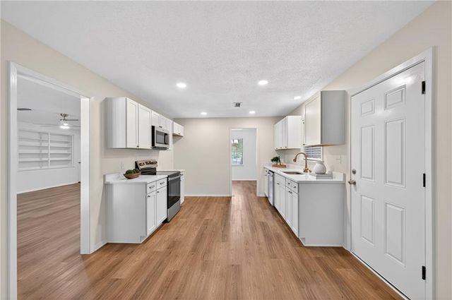 5764 Magnolia Road, Theodore, AL 36582