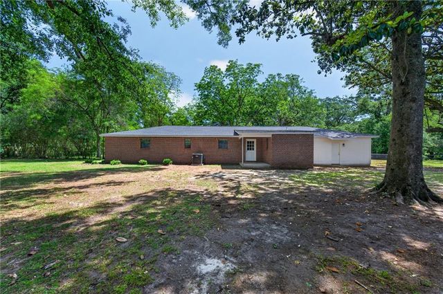 5764 Magnolia Road, Theodore, AL 36582