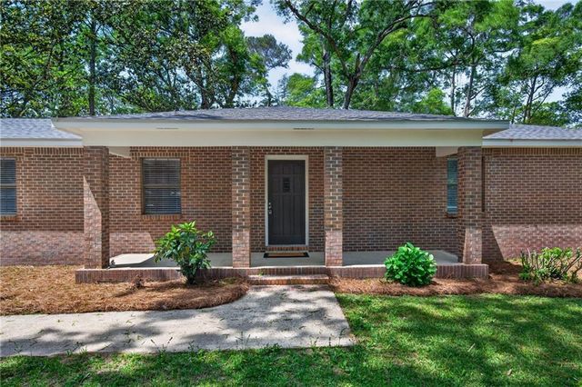 5764 Magnolia Road, Theodore, AL 36582