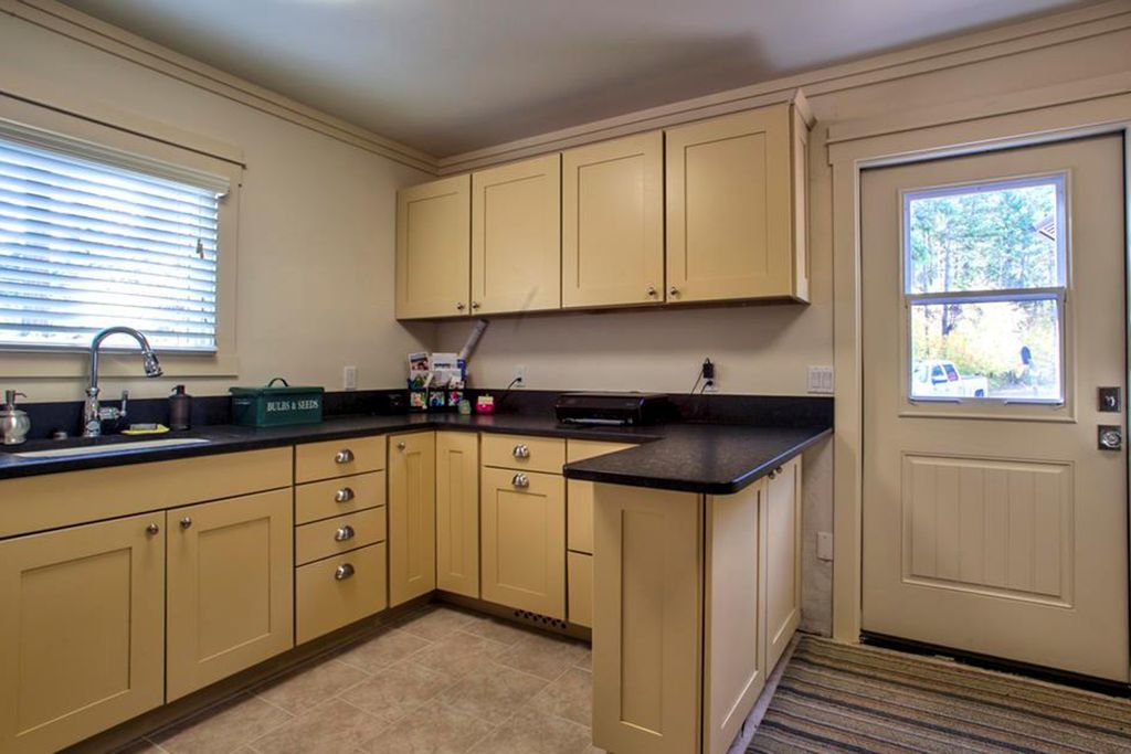8560 Mt Highway 35, Bigfork, MT 59911 photo 10