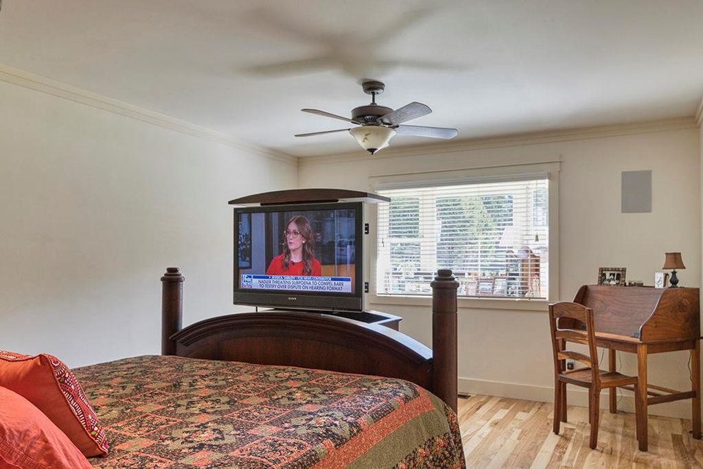 8560 Mt Highway 35, Bigfork, MT 59911 photo 14