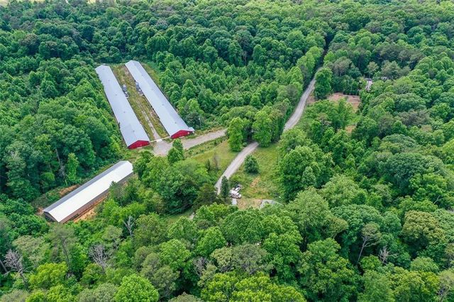1010 Painter Road, Talking Rock, GA 30175