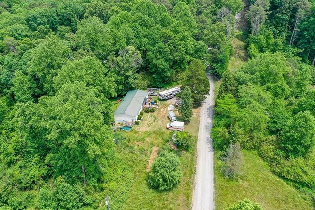 1010 Painter Road, Talking Rock, GA 30175