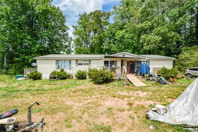 1010 Painter Road, Talking Rock, GA 30175