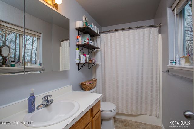 8501 E EMPIRE Circle, Palmer, AK 99645