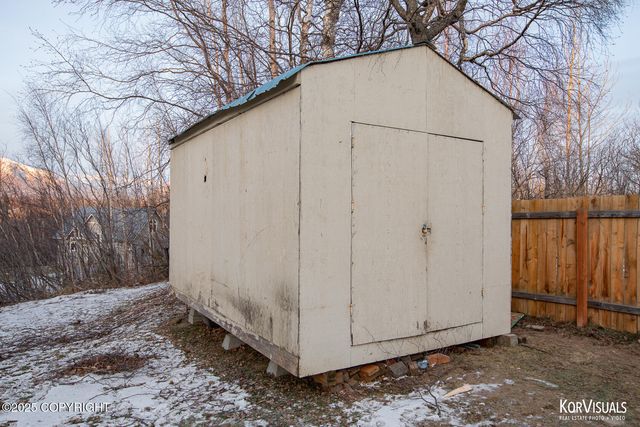 8501 E EMPIRE Circle, Palmer, AK 99645