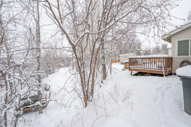 8501 E Empire Circle, Palmer, AK 99645