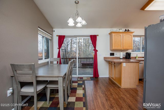 8501 E EMPIRE Circle, Palmer, AK 99645