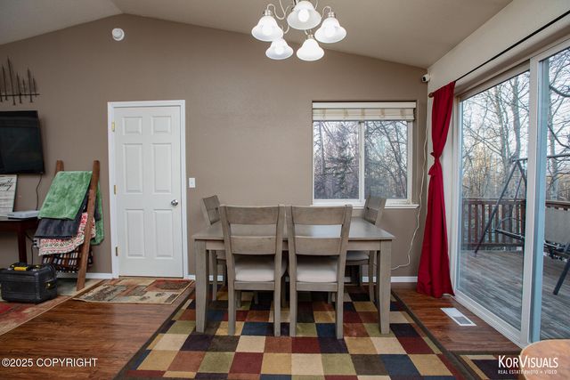 8501 E EMPIRE Circle, Palmer, AK 99645