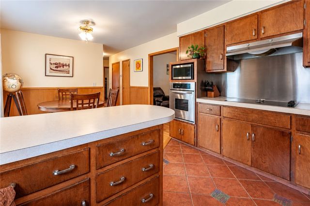 41 Wildwood Avenue, East Providence, RI 02916