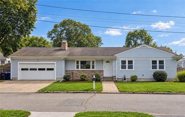 41 Wildwood Avenue, East Providence, RI 02916