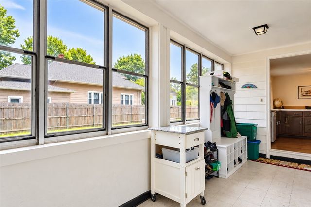 41 Wildwood Avenue, East Providence, RI 02916