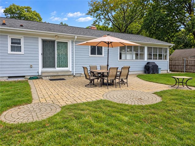 41 Wildwood Avenue, East Providence, RI 02916