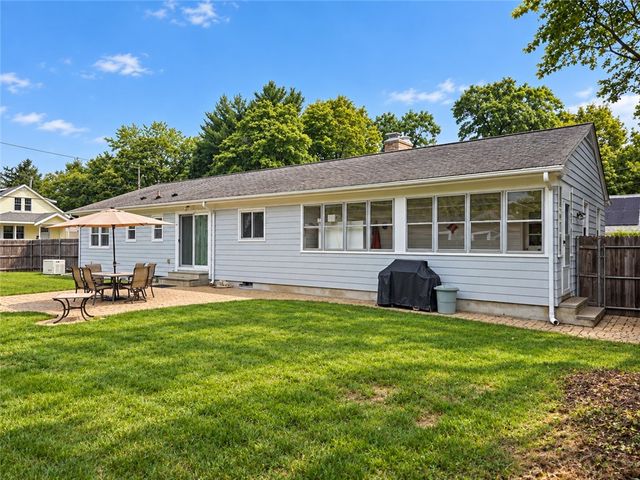 41 Wildwood Avenue, East Providence, RI 02916