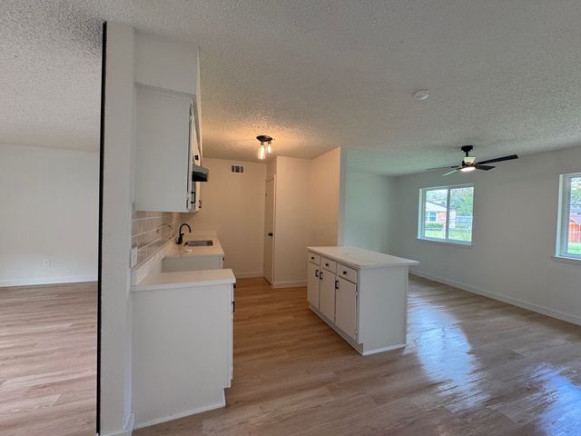 7937 Trimble Drive, Fort Worth, TX 76134