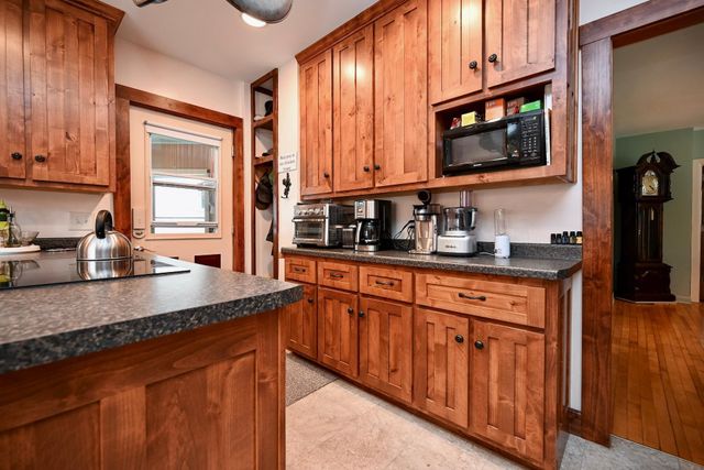 718 W Wabasha Street, Winona, MN 55987